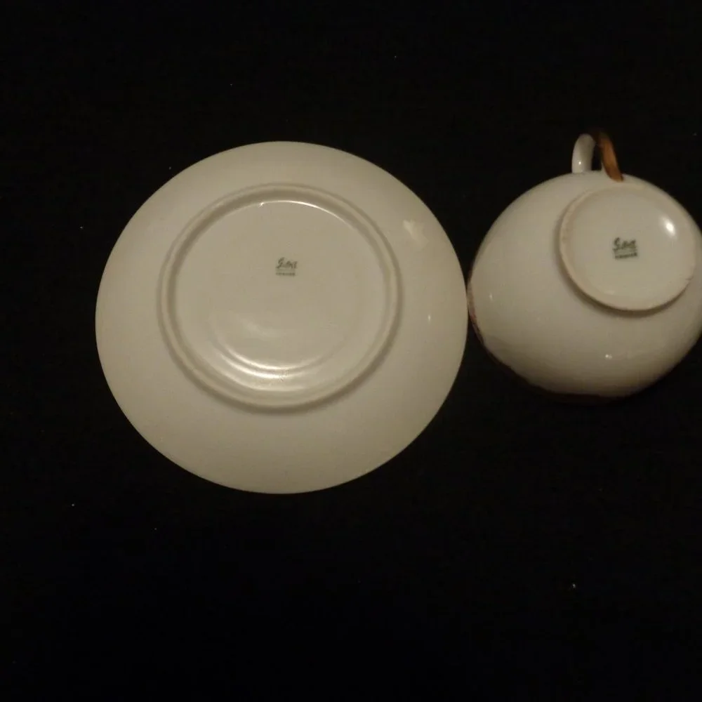 FRENCH VINTAGE EARLY FRENCH BONE CHINA CUP & SAUCER